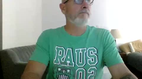 Snapshot of moamale chatting on 03-29-26, 03:28 moamale online show from 03-29-26, 03:28