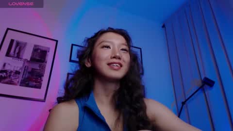 Snapshot of moana_blu chatting on 01-18-25, 03:31 moana online show from 01-18-25, 03:31