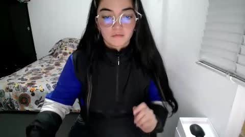 Sam online show from 12-23-25, 03:59