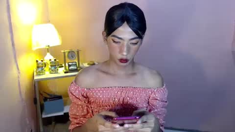 Mocha Locca  online show from 01-11-25, 01:16