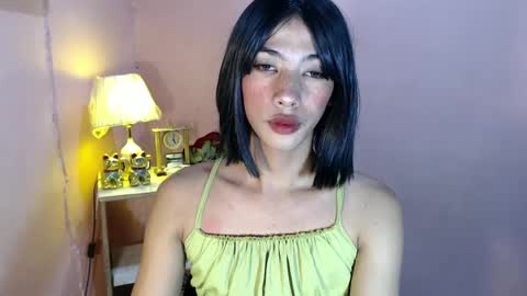 Mocha Locca  online show from 02-05-25, 01:04