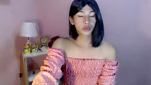 Mocha Locca  online show from 03-04-25, 12:44