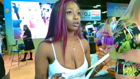 Mocha  BDAY JAN 13  online show from 06-26-26, 10:36