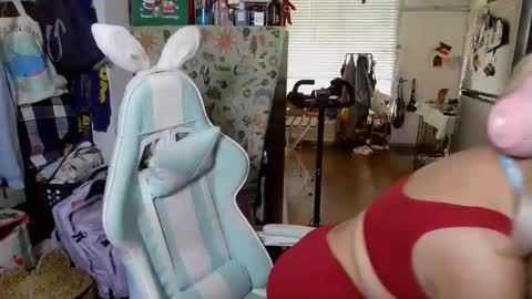 The Mochi Rainbow Variety Show online show from 12-29-24, 07:43