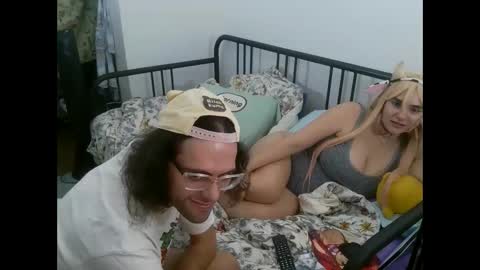 The Mochi Rainbow Variety Show online show from 09-10-25, 08:20