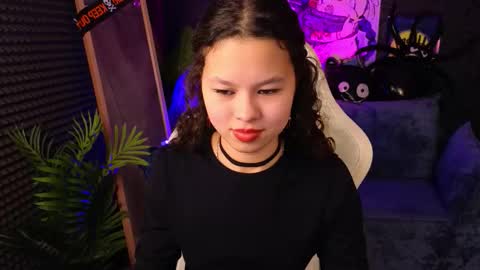 moco_choco online show from 11-04-25, 01:27