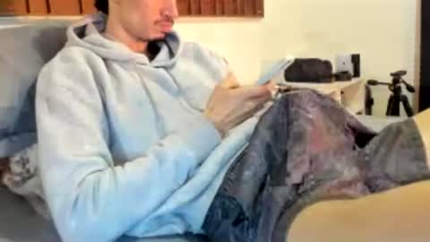 Snapshot of moderdelier chatting on 07-24-26, 01:47 DigBreed online show from 07-24-26, 01:47
