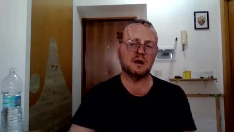 Snapshot of modesto1969 chatting on 09-21-25, 12:40 modesto1969 online show from 09-21-25, 12:40