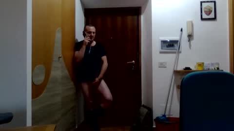 Snapshot of modesto1969 chatting on 09-29-25, 04:23 modesto1969 online show from 09-29-25, 04:23