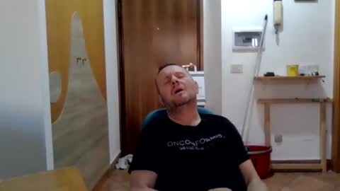 Snapshot of modesto1969 chatting on 10-11-25, 03:21 modesto1969 online show from 10-11-25, 03:21