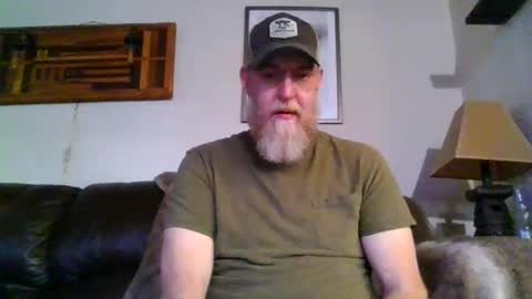 Snapshot of moeblick chatting on 12-18-24, 05:21 moeblick online show from 12-18-24, 05:21