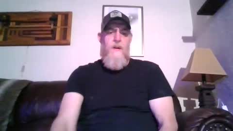 Snapshot of moeblick chatting on 12-28-24, 05:02 moeblick online show from 12-28-24, 05:02