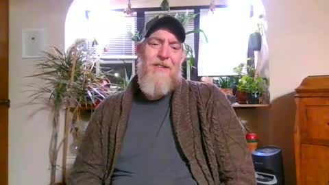 Snapshot of moeblick chatting on 01-28-25, 12:22 moeblick online show from 01-28-25, 12:22