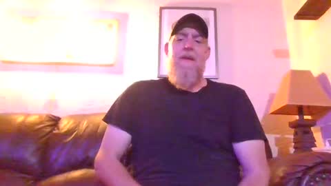 Snapshot of moeblick chatting on 11-01-25, 11:45 moeblick online show from 11-01-25, 11:45