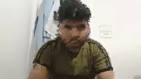 moeydsad4 online show from 10-28-25, 08:40