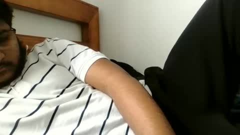 Snapshot of moeydsad4 chatting on 05-10-26, 01:11 moeydsad4 online show from 05-10-26, 01:11