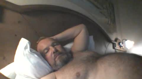 Snapshot of mofu781s chatting on 10-08-25, 08:17 mofu781s online show from 10-08-25, 08:17