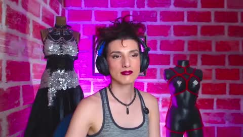 Snapshot of moira_hot chatting on 04-04-26, 10:40 moira_hot online show from 04-04-26, 10:40