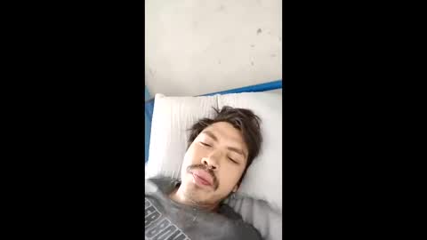 moisesarh27 online show from 02-15-26, 04:47