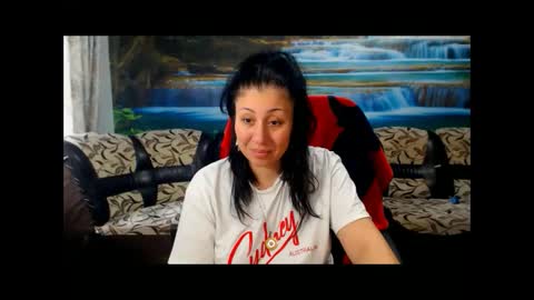 Snapshot of moistmady chatting on 03-31-26, 06:14 moistmady online show from 03-31-26, 06:14