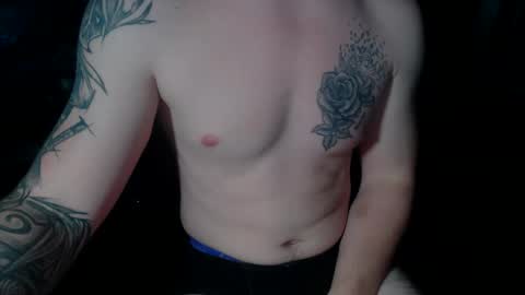 moisturisedboyx online show from 09-28-25, 03:28