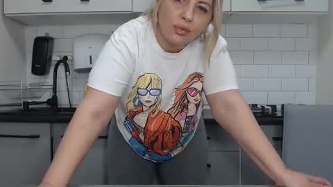 erika online show from 12-13-24, 12:28