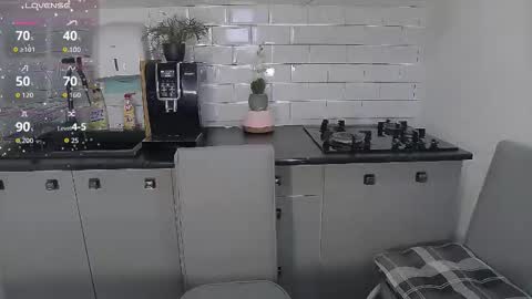 Snapshot of mojjo_erika chatting on 04-17-26, 08:28 erika online show from 04-17-26, 08:28