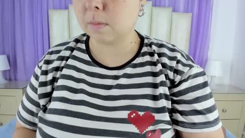 Hey Guys  Im Mollie online show from 12-17-24, 12:22