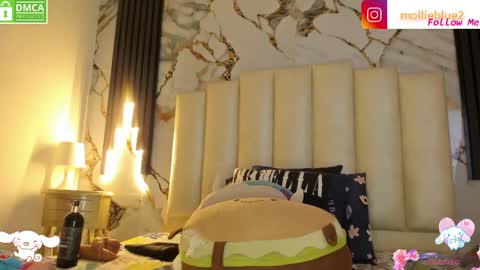 Hey Guys  Im Mollie online show from 05-11-26, 02:45