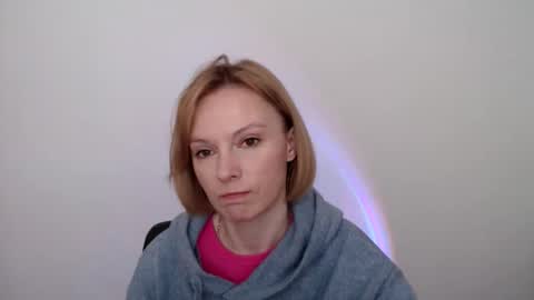 mollilove online show from 05-13-26, 07:28
