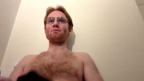 Snapshot of molliter chatting on 05-26-26, 01:34 molliter online show from 05-26-26, 01:34