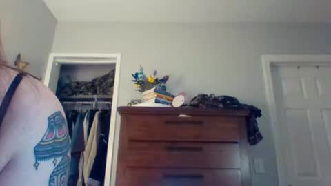 Snapshot of mollsballs123 chatting on 11-21-25, 07:51 mollsballs123 online show from 11-21-25, 07:51