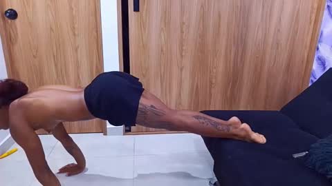 Molly online show from 10-13-25, 10:32