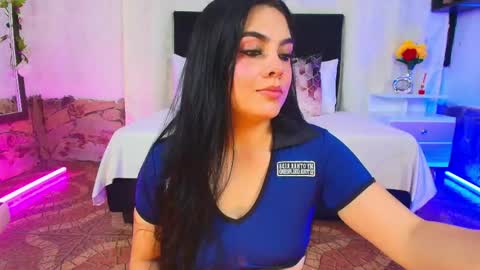 Snapshot of molly_bick chatting on 05-06-26, 02:55 Molly Bick online show from 05-06-26, 02:55