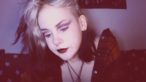 Molly Crow online show from 03-04-25, 11:32