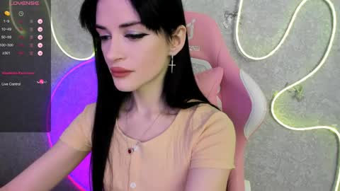Molly - online show from 04-21-26, 04:19