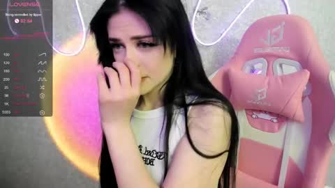 Molly - online show from 06-09-26, 03:18