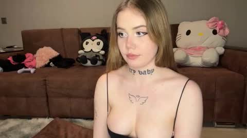 Snapshot of molly_dose chatting on 03-10-26, 07:41 Molly dose online show from 03-10-26, 07:41