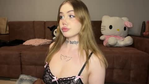 Snapshot of molly_dose chatting on 03-31-26, 08:53 Molly dose online show from 03-31-26, 08:53