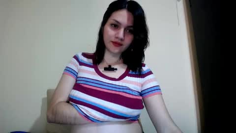 Molly online show from 10-06-25, 07:11