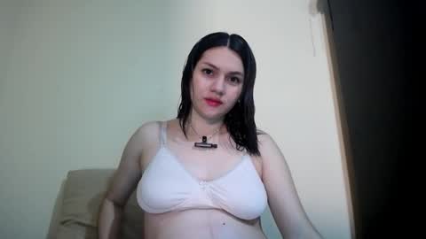 Molly online show from 10-20-25, 06:19