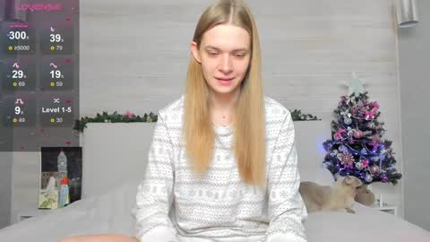 Molly Hunt online show from 12-24-24, 04:44