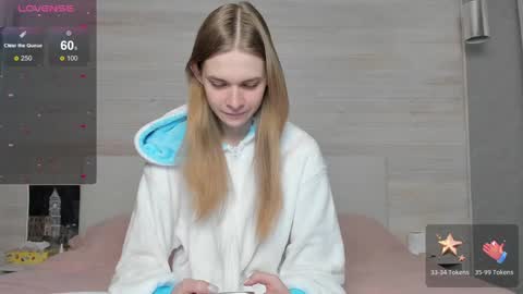 Molly Hunt online show from 01-15-25, 03:11