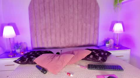 Molly Jackson online show from 01-13-25, 12:02