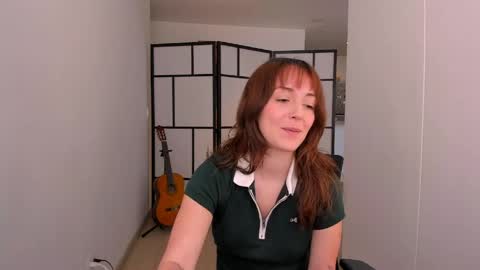   MOLLY   online show from 05-06-26, 03:28