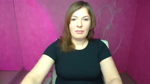 Snapshot of molly_mis chatting on 02-05-25, 12:27 Molly online show from 02-05-25, 12:27