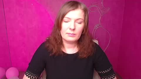 Snapshot of molly_mis chatting on 02-22-25, 12:40 Molly online show from 02-22-25, 12:40