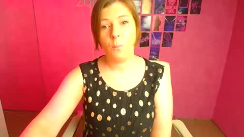Snapshot of molly_mis chatting on 04-03-26, 11:52 Molly online show from 04-03-26, 11:52