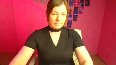 Snapshot of molly_mis chatting on 04-24-26, 11:45 Molly online show from 04-24-26, 11:45