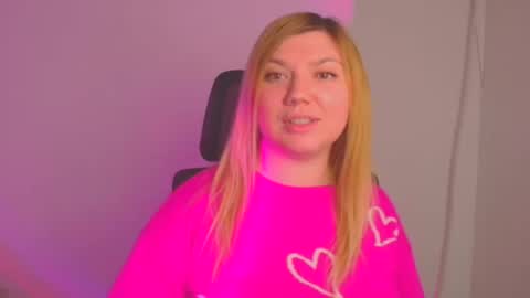 Snapshot of molly_moree chatting on 01-14-25, 03:15 Molly online show from 01-14-25, 03:15